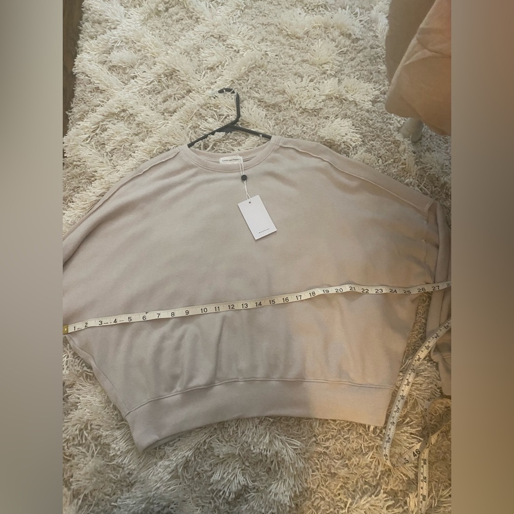 NWT LOVERS & FRIENDS Cream Sweatshirt size XS - Picture 9 of 9